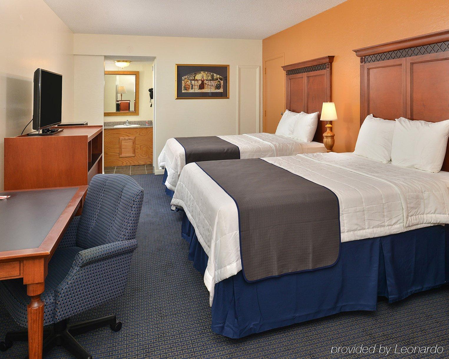 סנט ג'וזף Rodeway Inn מראה חיצוני תמונה