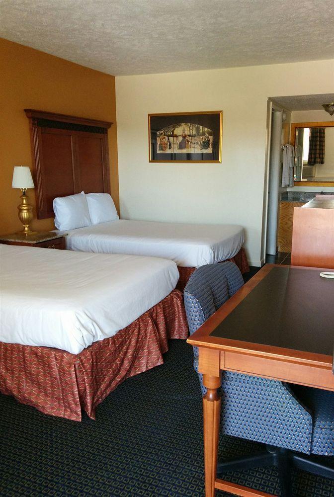 סנט ג'וזף Rodeway Inn מראה חיצוני תמונה