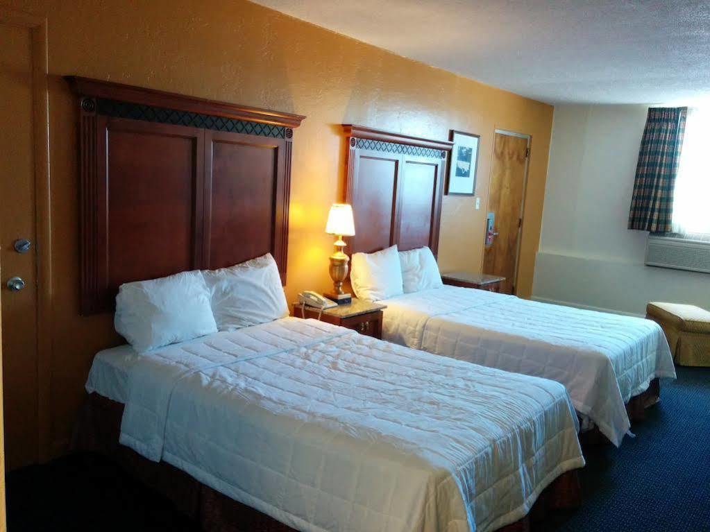 סנט ג'וזף Rodeway Inn מראה חיצוני תמונה