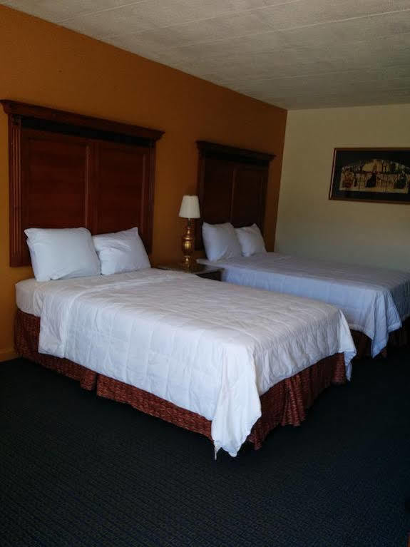 סנט ג'וזף Rodeway Inn מראה חיצוני תמונה
